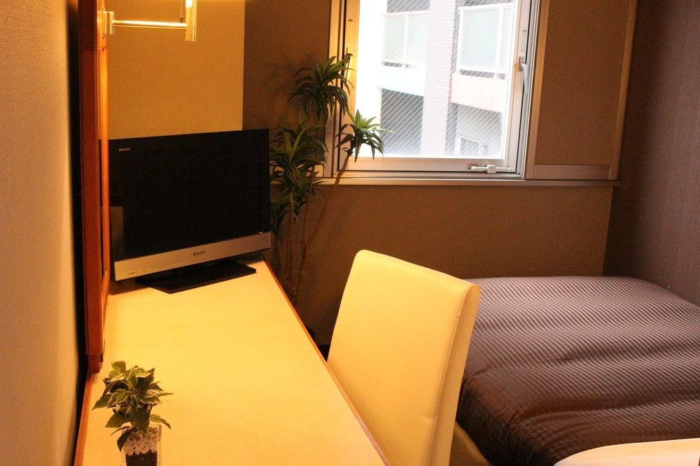 Hotel Livemax Budget Hiratsuka Ekimae Exterior photo